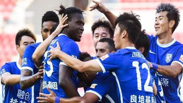 关于武汉三镇迎葡超关键赛，赛前临场应变，底气十足，年轻球员得到机会的信息