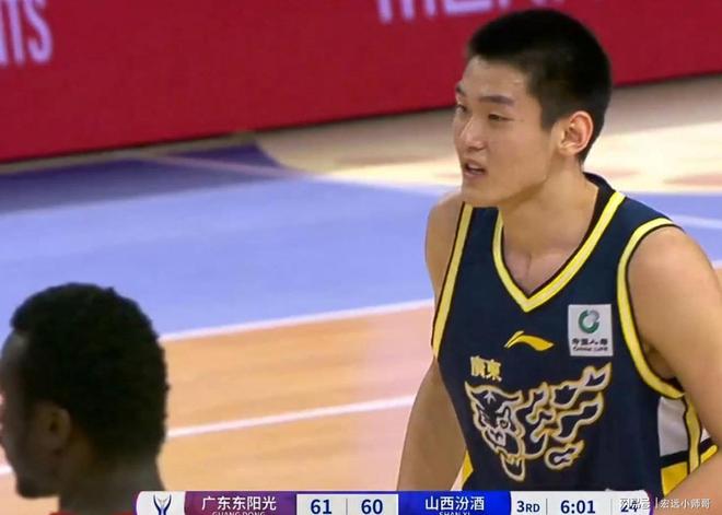 关于广东宏远训练开放日；窗口期绝杀压哨引欢呼；国王杯在即；资深球员宣示担当的信息